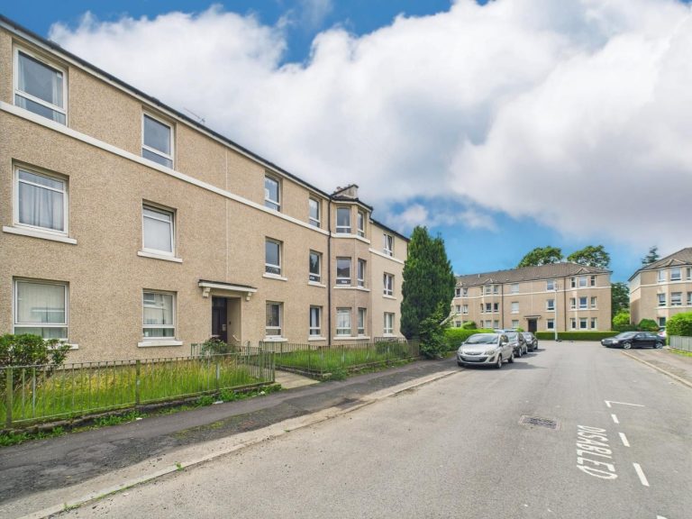 Salen Street, Craigton, G52