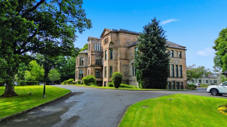 Barshaw House Blairmore Avenue, Paisley, PA1