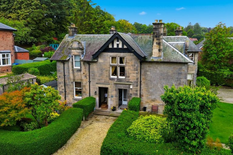 Corsebar Drive, Paisley, PA2