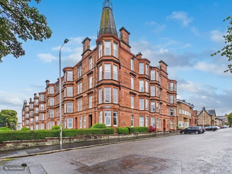 Fox Street, Greenock, PA16