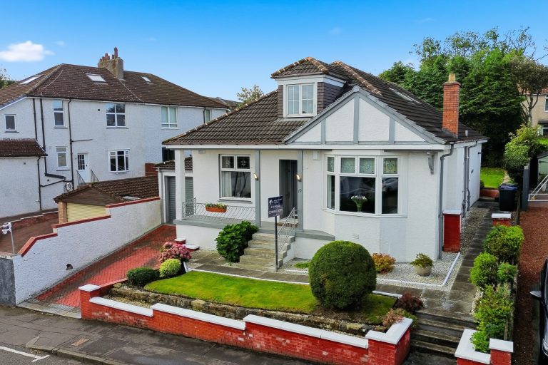 Kingscliffe Avenue, Kings Park, G44